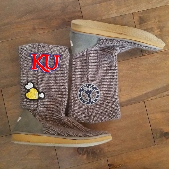 PINK Victoria's Secret Shoes - 🖤VS Pink Boots🖤